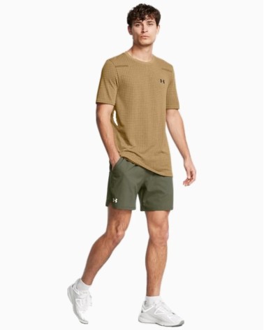 Under Armour Short Homme Vanish Tissé : Confort et Style.