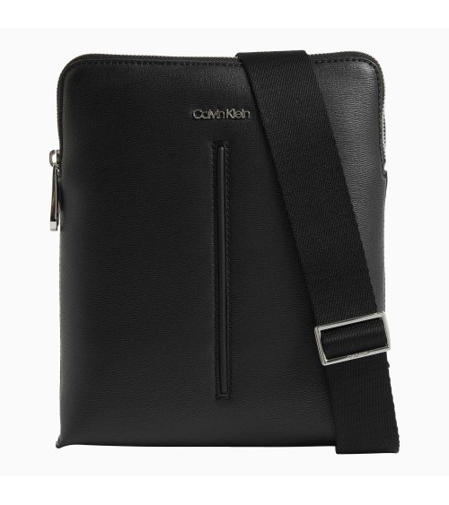 Meta Title: Zaino Elegante Nero Uomo CK Median Flatpack