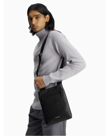 Calvin Klein Elevated Flatpack - Chic Black Shoulder Bag