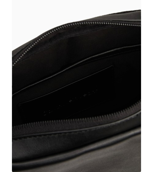 **Meta Title SEO**: Borsa tracolla CK Jeans Monogramma Nera