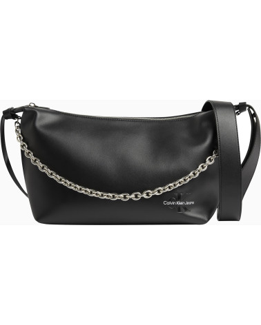 Calvin Klein CKJ Sculpted Schultertasche in Schwarz kaufen