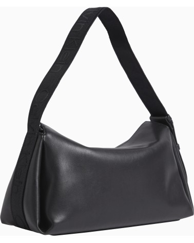 **Meta Title**: Calvin Klein Gracie Bag: Eleganza e Stile Nero