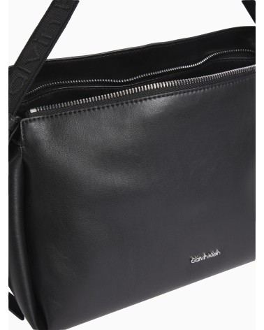 **Meta Title**: Calvin Klein Gracie Bag: Eleganza e Stile Nero