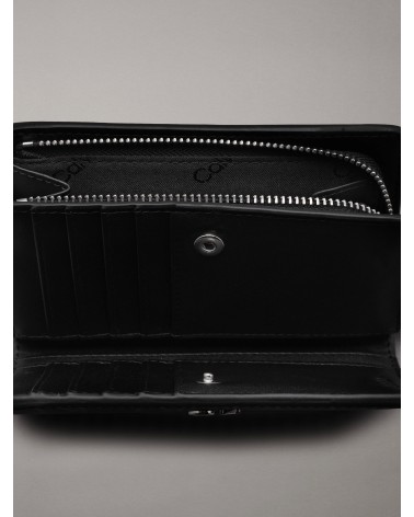 Meta Title: Calvin Klein CK DAILY BIFOLD_MONO - Estilo y Clase