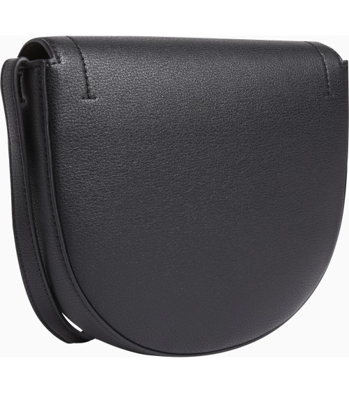 Meta Title: Calvin Klein Minimal Monogram Saddle22 - Damentaschen