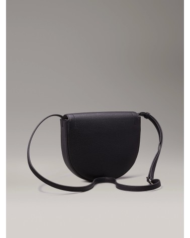 Meta Title: Borsa Calvin Klein Minimal Monogram Saddle22 - Nero