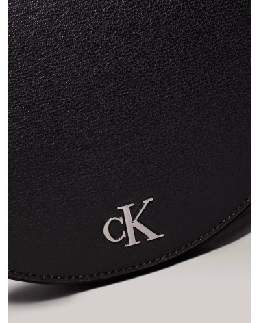 Meta Title: Calvin Klein Minimal Monogram Saddle22 - Damentaschen
