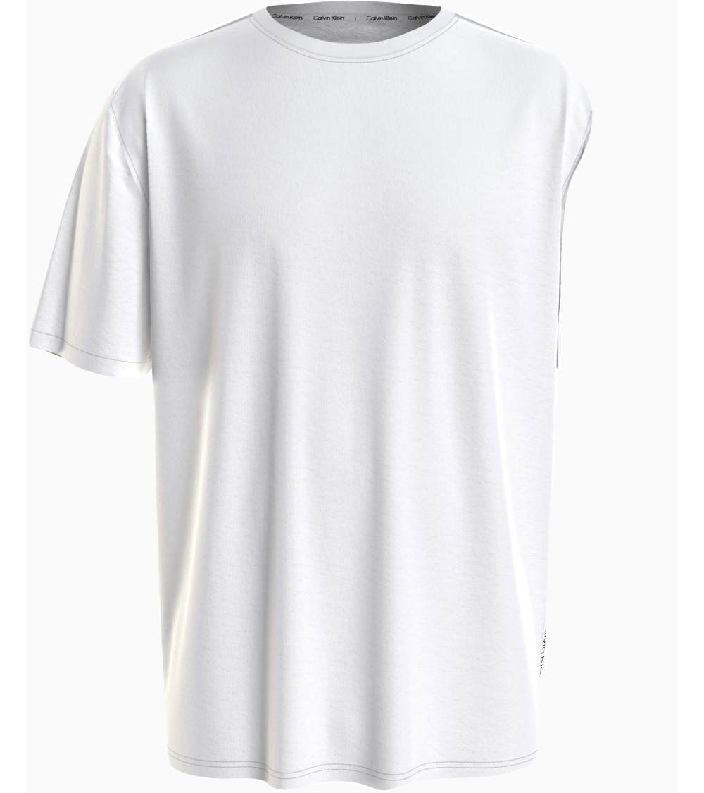 Meta Title: Calvin Klein T-Shirt - Stilvoll & bequem kaufen