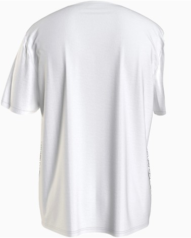 Meta Title: Calvin Klein T-Shirt - Stilvoll & bequem kaufen
