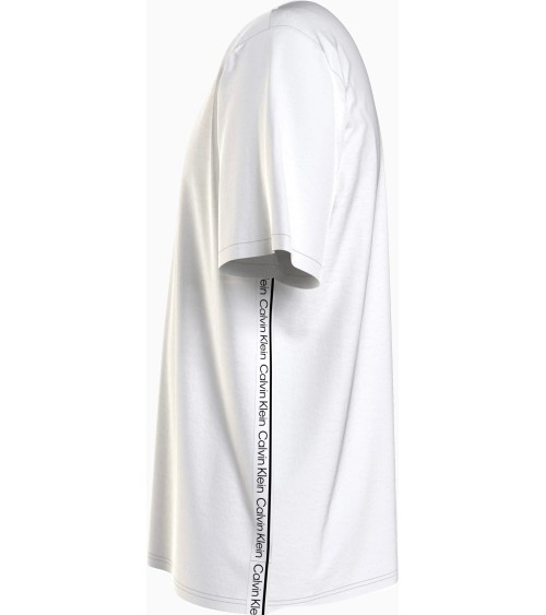 Meta Title: Calvin Klein T-Shirt - Stilvoll & bequem kaufen