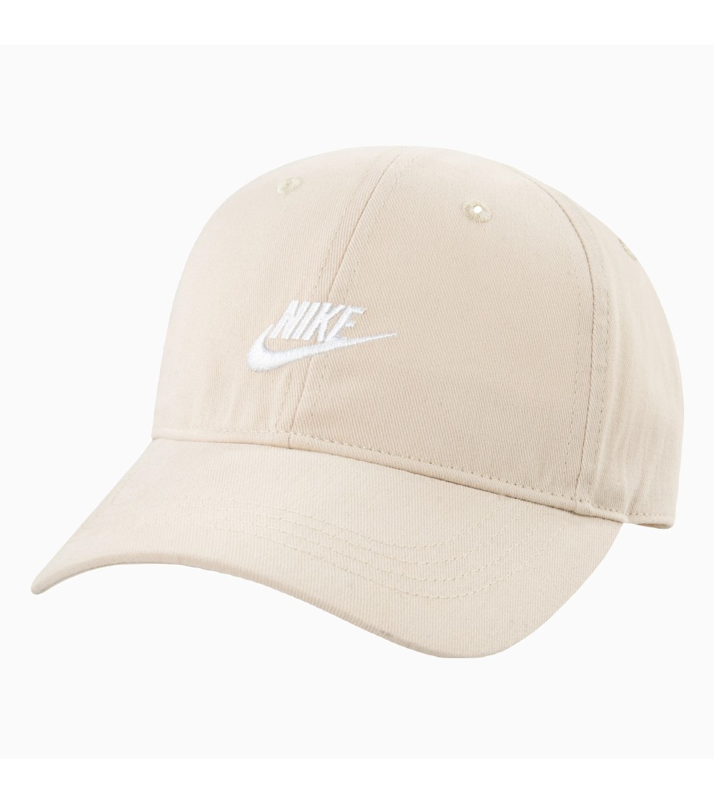 NIKE NAN FUTURA CURVE BRIM CAP