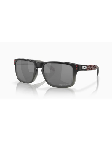 Oakley Holbrook: occhiali da sole neri uomo. Design e UV.