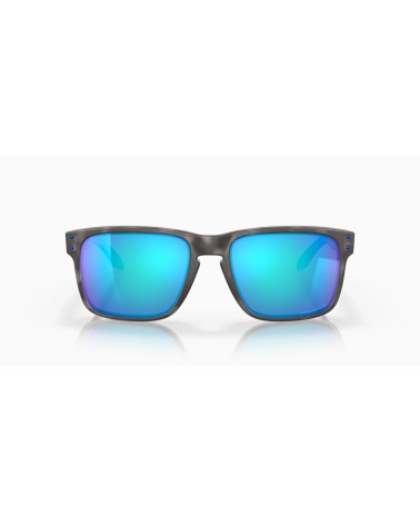 Oakley Holbrook: occhiali da sole neri uomo. Design e UV.