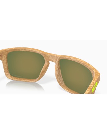 Oakley Holbrook: occhiali da sole neri uomo. Design e UV.