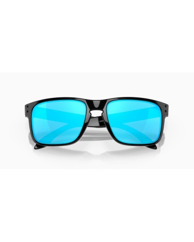 Oakley Holbrook: occhiali da sole neri uomo. Design e UV.