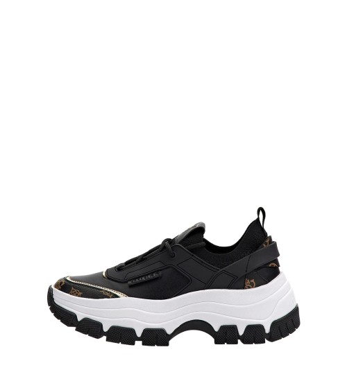 **Meta Title**: Guess Braydin: Sneakers Eleganti e Comode