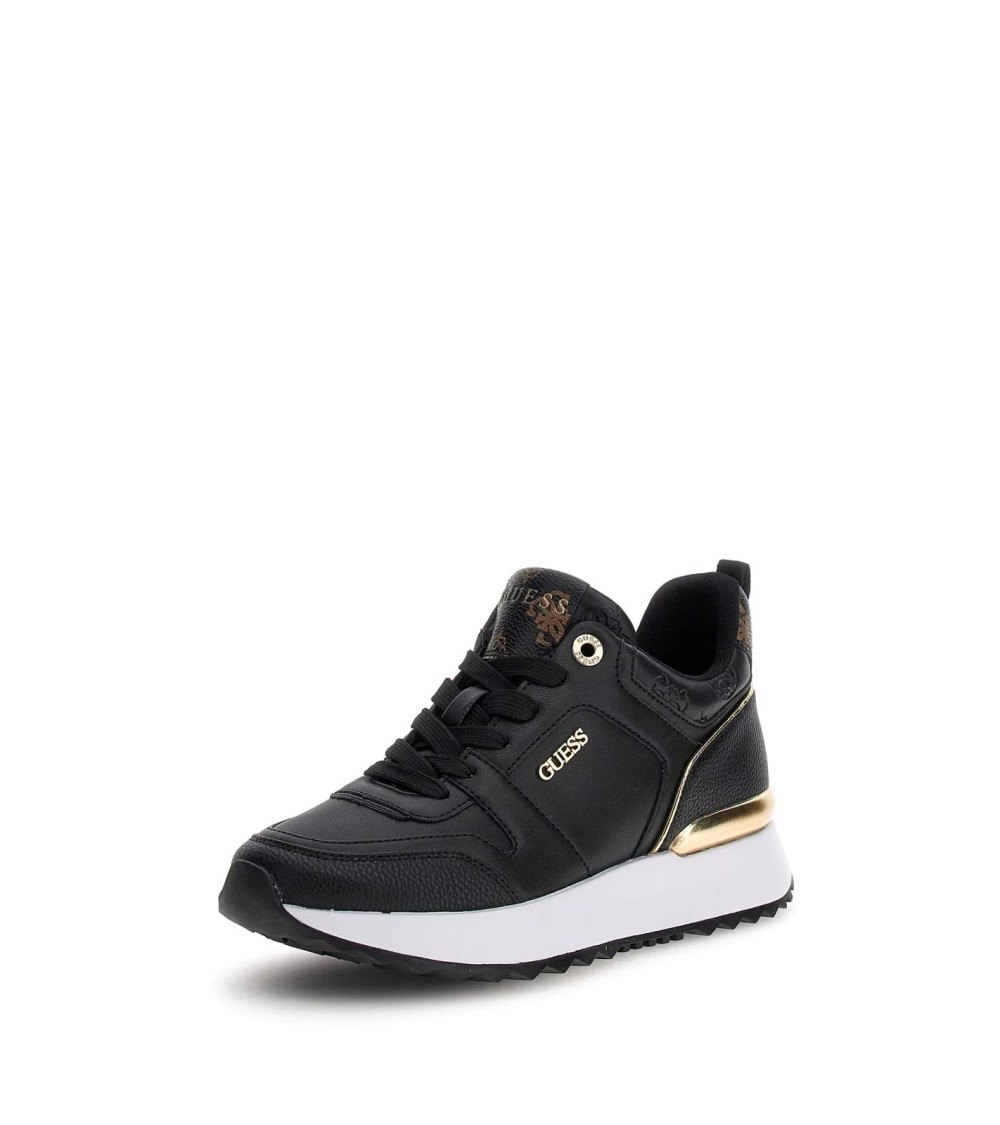**Meta Title:** Sneakers Guess Kaddy nere - Stile moderno e unico