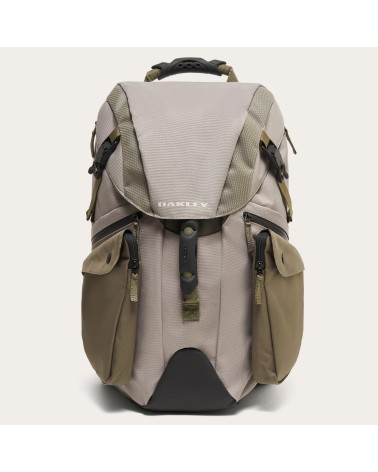 **Meta Title**: Oakley Latitude Flex Pack 02E - Black, One Size