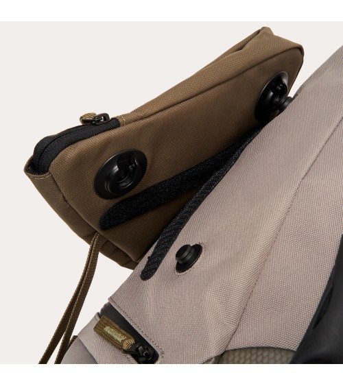 **Meta Title SEO:** Sac à dos Oakley LATITUDE FLEX - Sportif