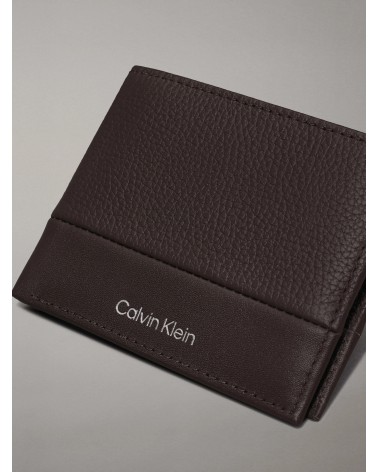 **Meta Title**: Calvin Klein Bifold Wallet - Stylish & Compact