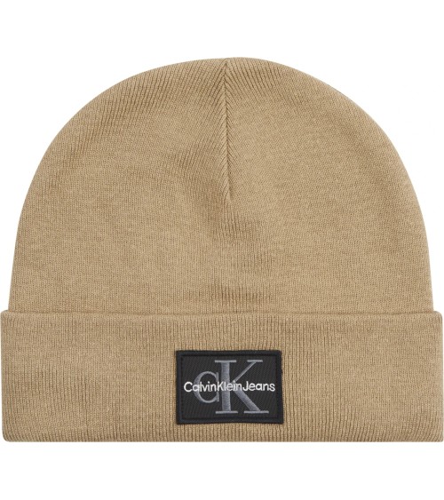 Calvin Klein Mono Logo Beanie - Stylish Warm Accessory