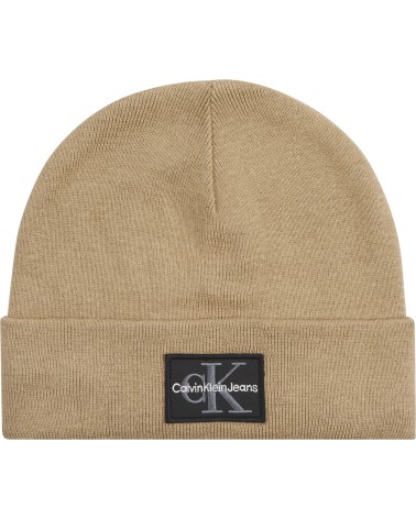Calvin Klein Mono Logo Beanie - Stylish Warm Accessory