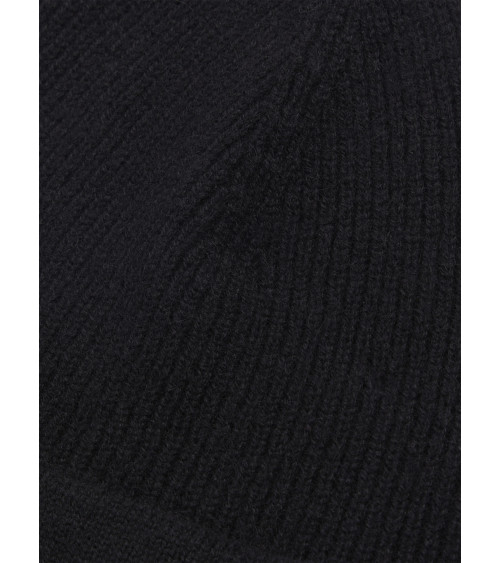 Gorro de Cachemira Calvin Klein: Elegancia y Confort en Invierno
