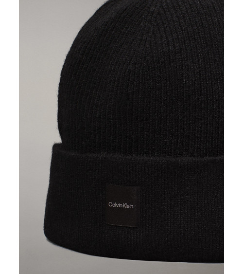 Calvin Klein Cashmere Chunky Beanie - Stylish Winter Essential