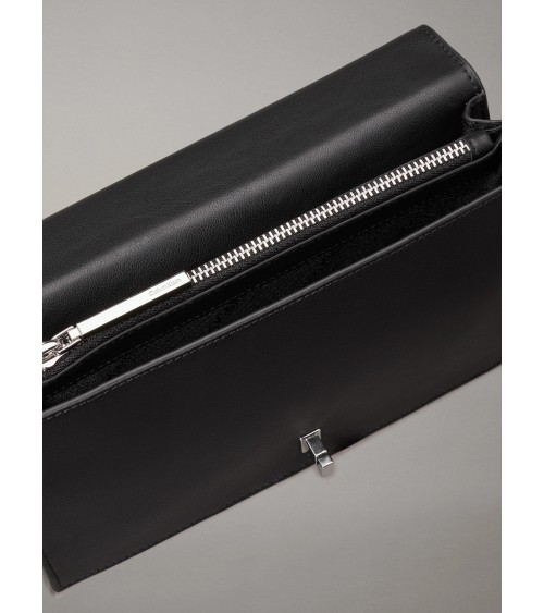 Calvin Klein CK Mini Conv Chain Bag - Stylish Crossbody for Women