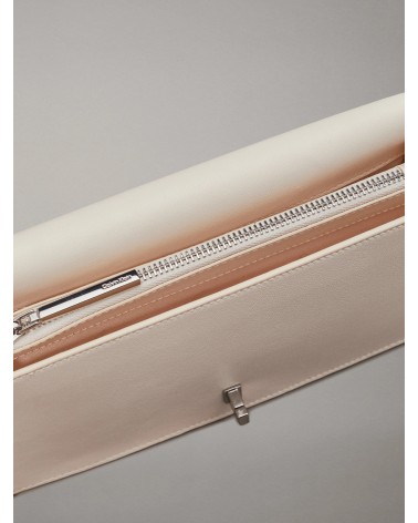 Calvin Klein CK Mini Conv Chain Bag - Stylish Crossbody for Women