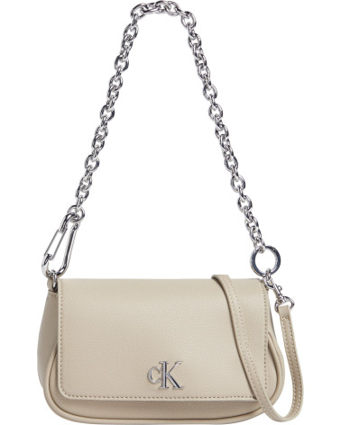 Calvin Klein Minimal Monogram Shoulder Bag: Stile e Sostenibilità