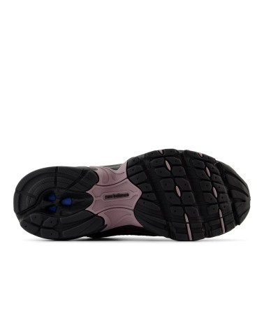 NEW BALANCE ATHLETICS STRETCH WOVEN SHORT 5 - DARK JUNIPERTG. SMALL