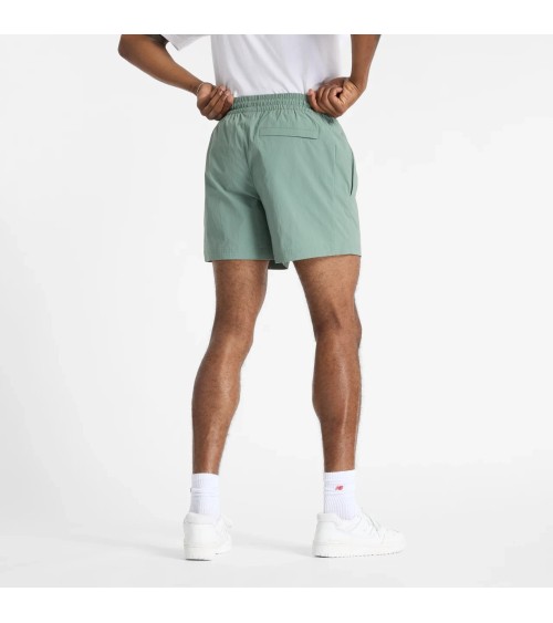 NEW BALANCE ATHLETICS STRETCH WOVEN SHORT 5 - DARK JUNIPERTG. SMALL