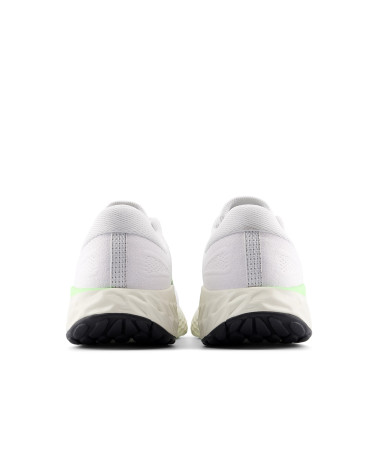 **Meta Title:** Compra Sneakers New Balance EVOZ Hombre - Estilo