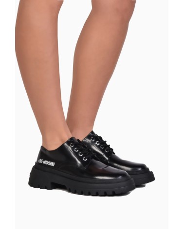 **Meta Title SEO:** Love Moschino Scarpe Nero - Eleganza Unica