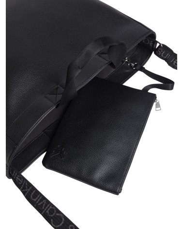 Calvin Klein K60K612230: Stylish Black Handbag for Women