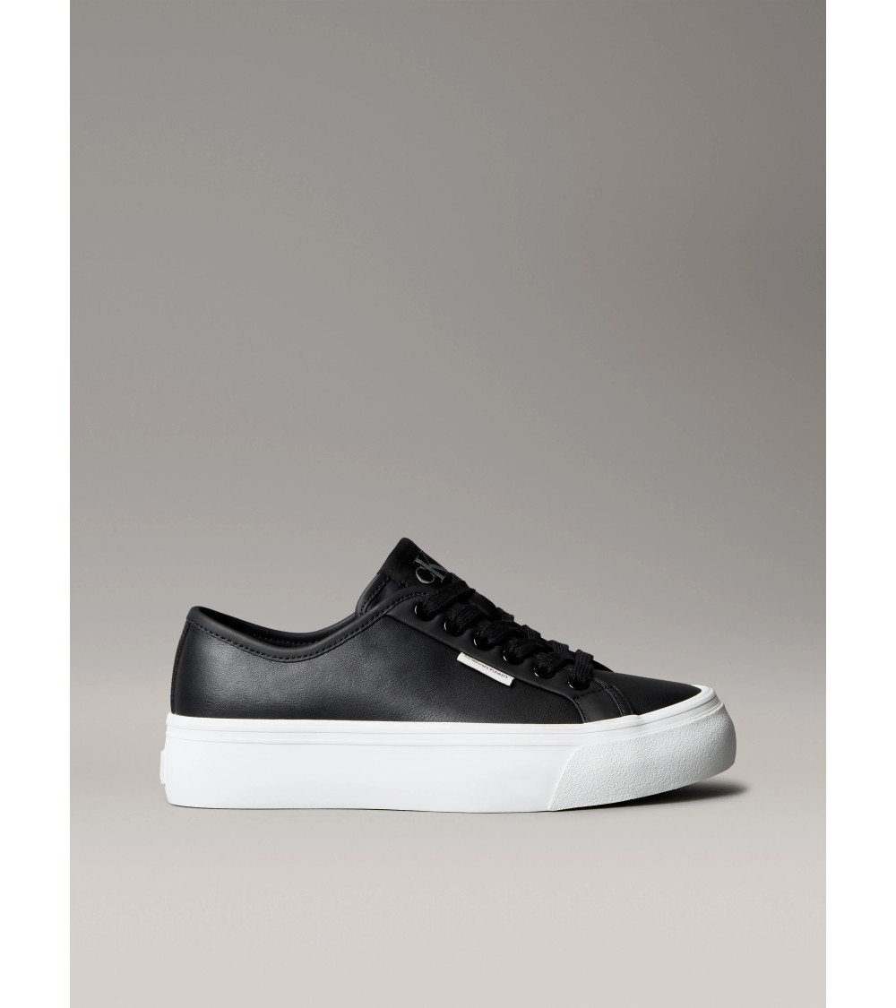 **Meta Title SEO:** Zapatillas Calvin Klein Mujer Piel Negra