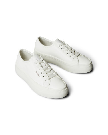 **Meta Title:** CK Women’s Black Low Top Lace-Up Sneakers