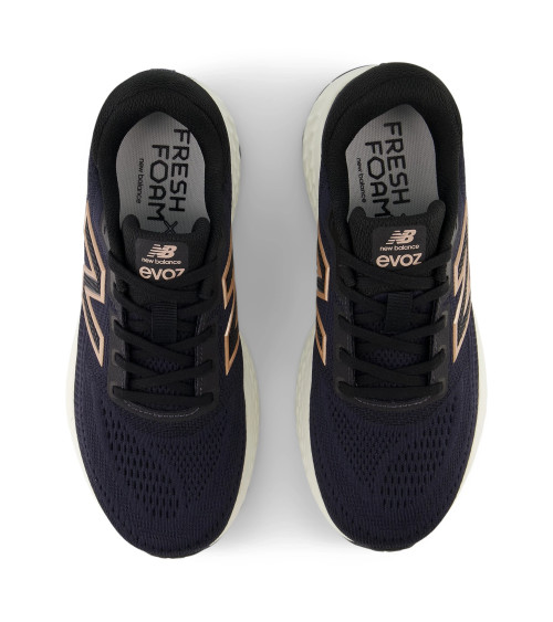 New Balance Fresh Foam X EVOZ v4 - Confort et performance