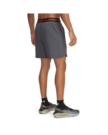 Under Armour Short Homme Vanish Tissé : Confort et Style.